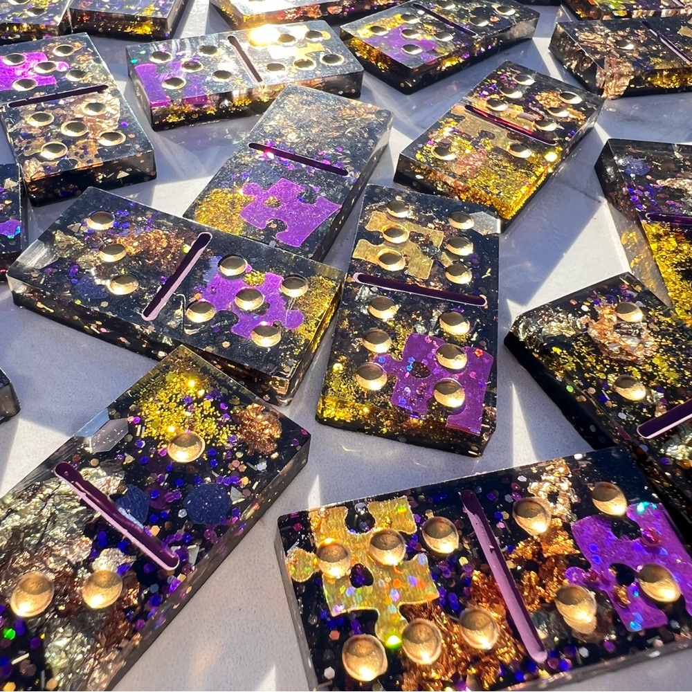 🧩 Handmade Resin Domino Set